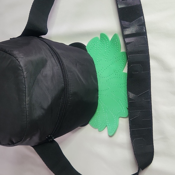 PINK Pineapple Cooler Bag - Victoria's Secret Beach Bag - Picture 9 of 15